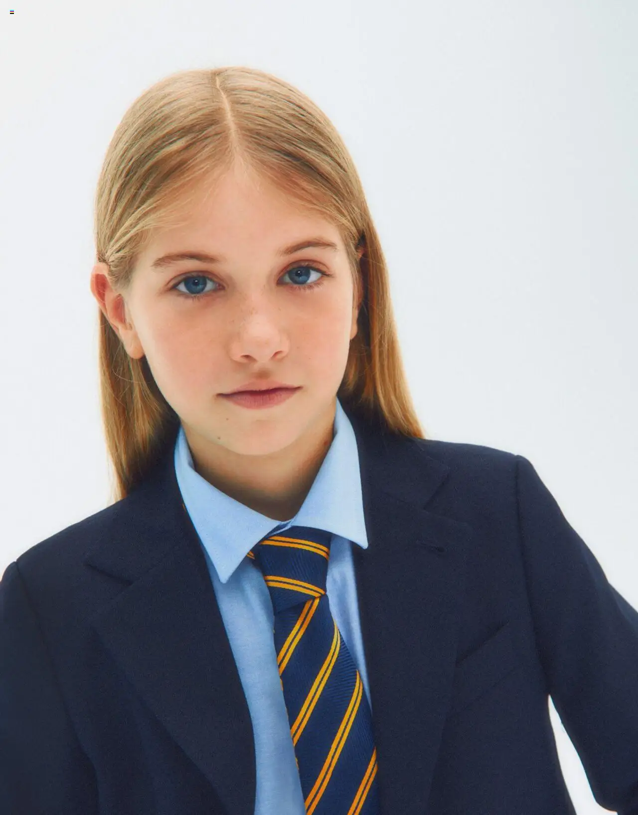 Nuevas ofertas de El Corte Inglés válidas en toda la República Mexicana desde el 04.04.2025. ¡Encuentra las mejores ofertas en El Corte Inglés catálogo Colección Uniformes 2024! | Página: 3