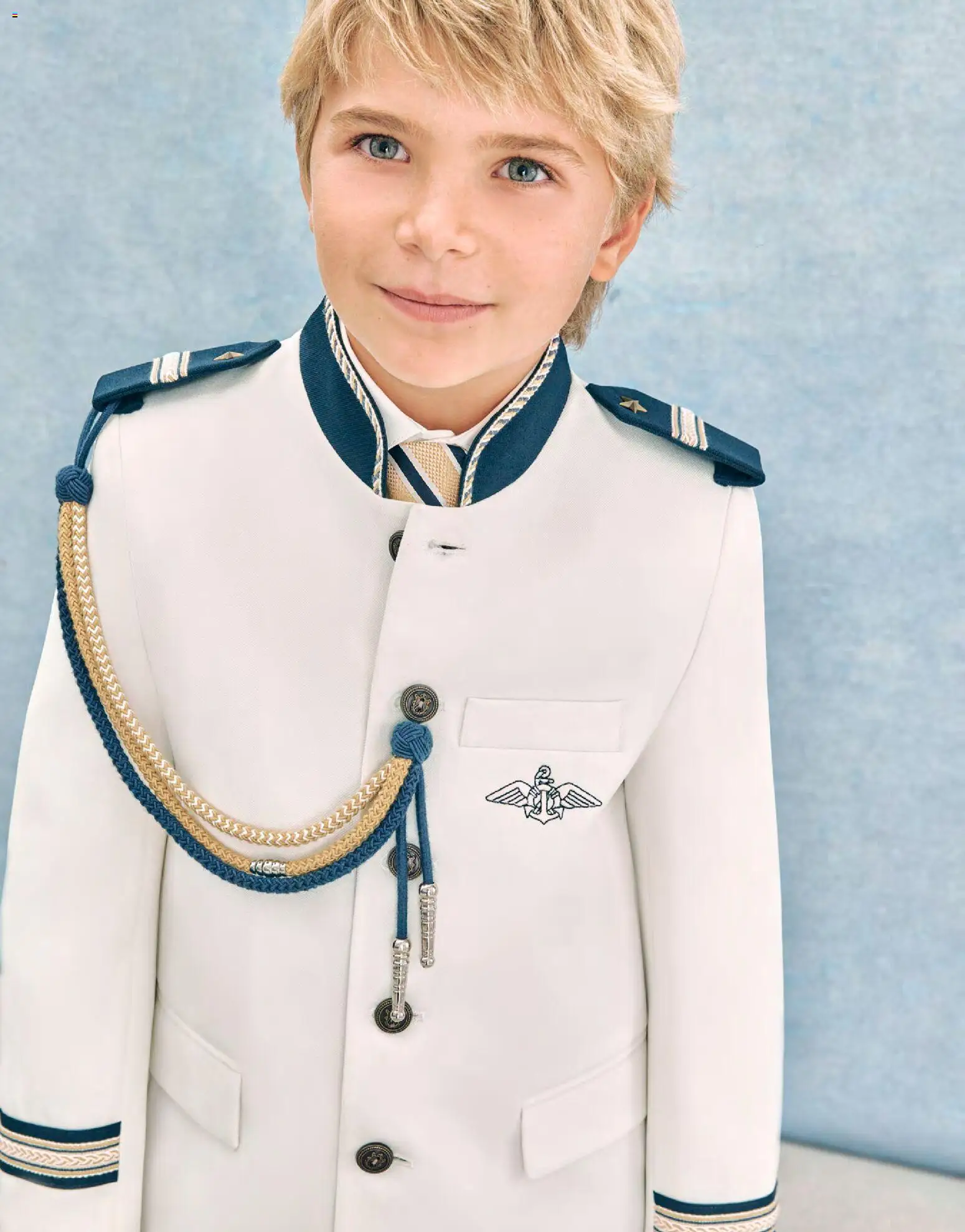 Nuevas ofertas de El Corte Inglés válidas en toda la República Mexicana desde el 20.11.2025. ¡Encuentra las mejores ofertas en El Corte Inglés catálogo Comuniones ! | Página: 6