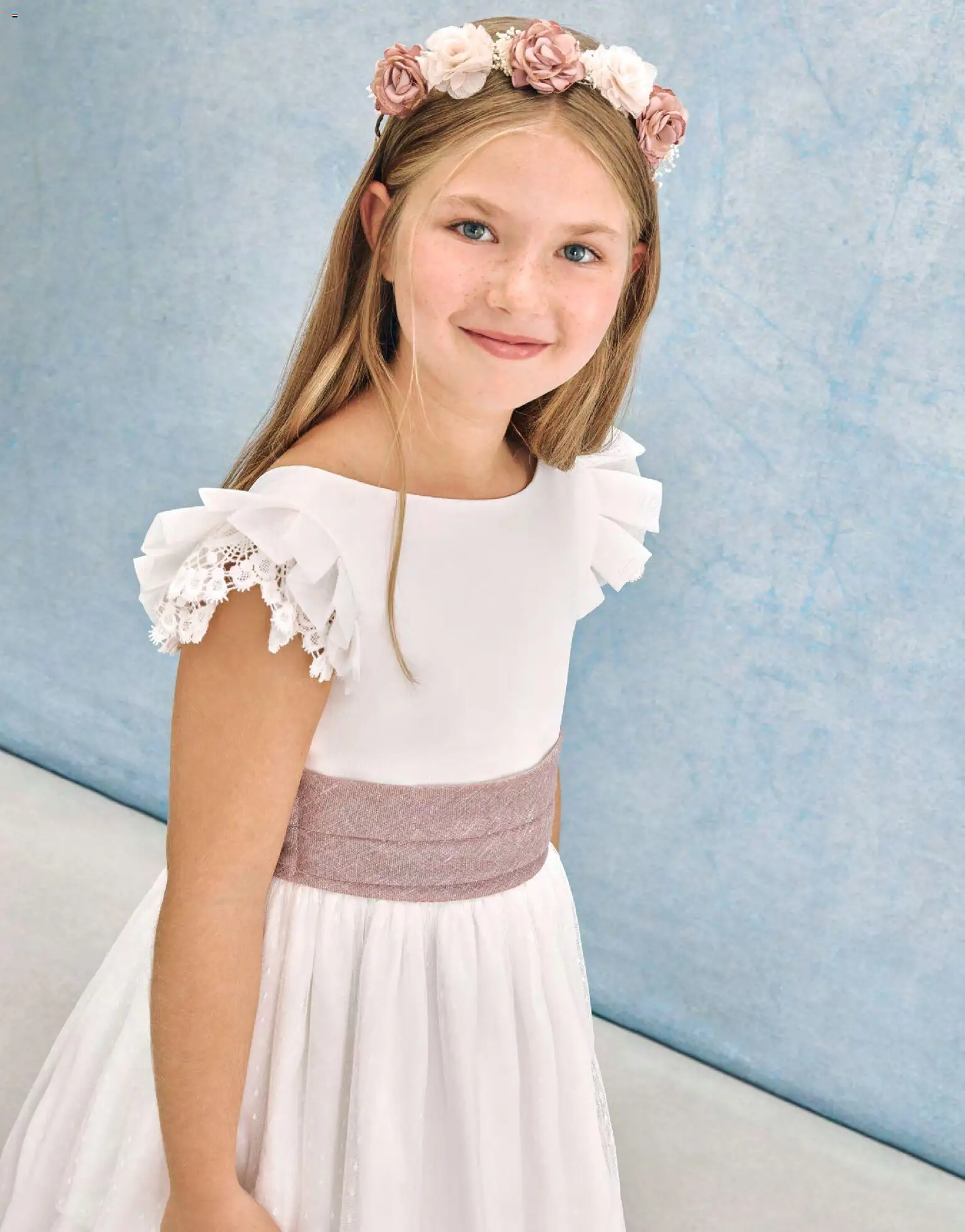 Nuevas ofertas de El Corte Inglés válidas en toda la República Mexicana desde el 20.11.2025. ¡Encuentra las mejores ofertas en El Corte Inglés catálogo Comuniones 2026! | Página: 29