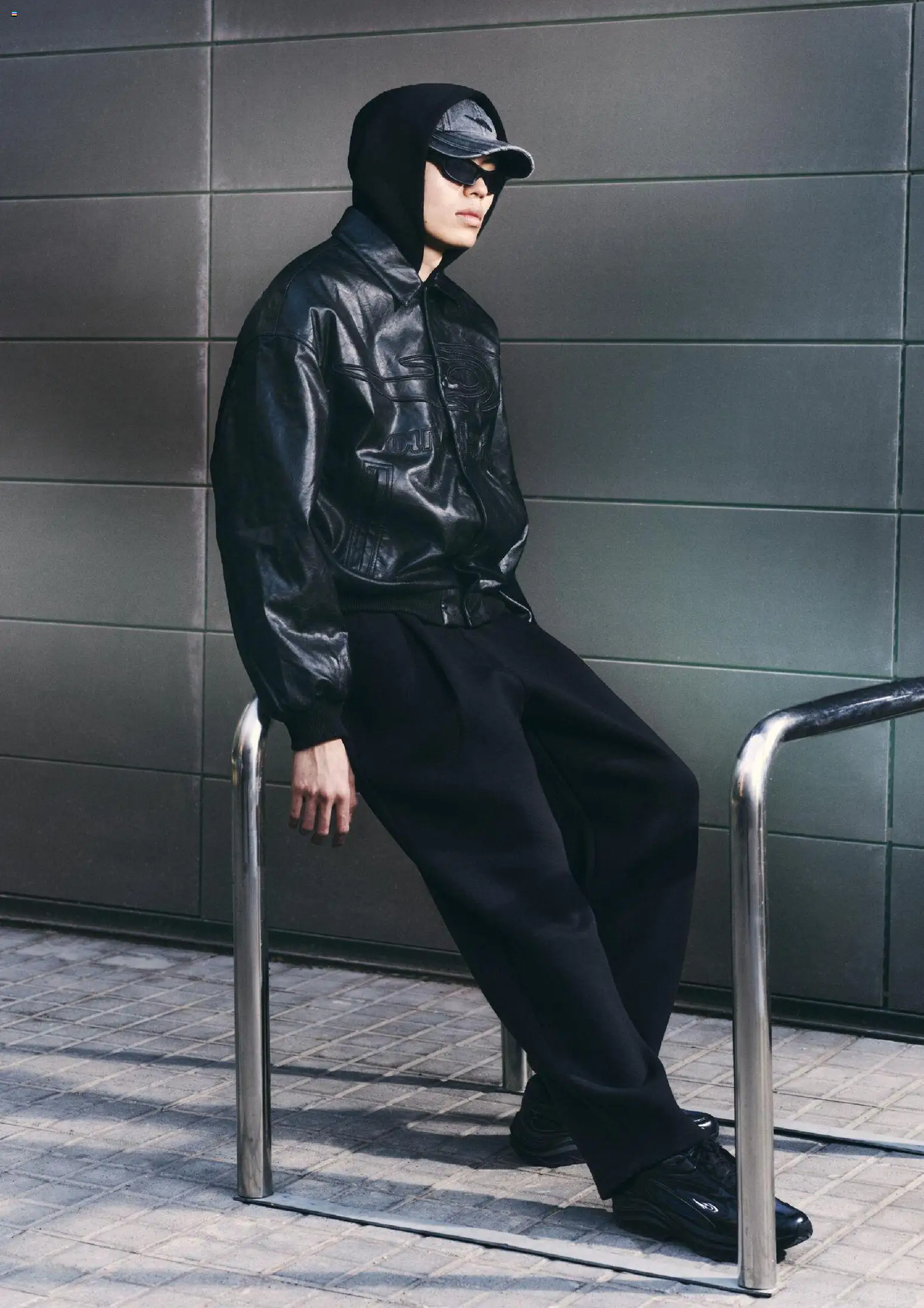 Nuevas ofertas de Bershka válidas en toda la República Mexicana desde el 01.04.2026. ¡Encuentra las mejores ofertas en Bershka catálogo Men's clothing! | Página: 5