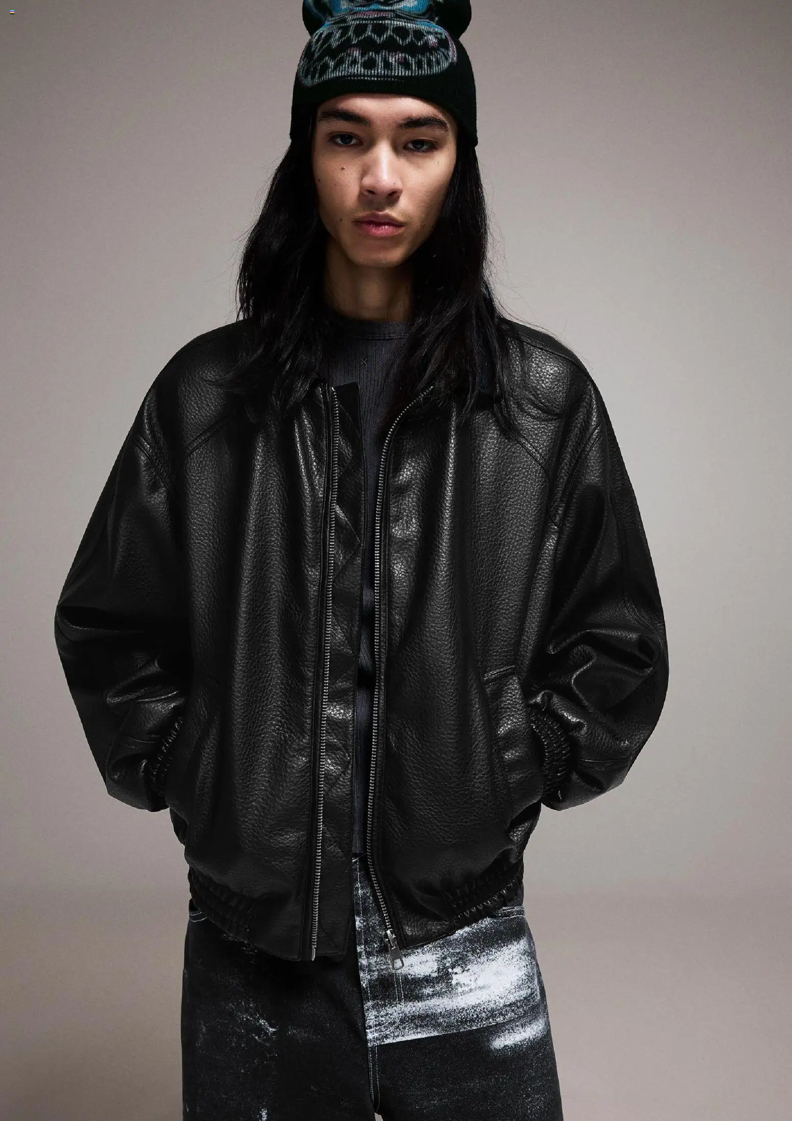 Nuevas ofertas de Bershka válidas en toda la República Mexicana desde el 06.12.2025. ¡Encuentra las mejores ofertas en Bershka catálogo Men! | Página: 13