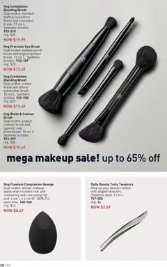 Preview of fmg Complexion Blending Brush, Dual ended: rounded buffing foundation brush and concealer brush. 17 cm L. Synthetic bristles. 933-210 from shop Avon valid from 01.01.2026 | Page: 28 | Products: Concealer, Brush, Sponge, Eyeliner