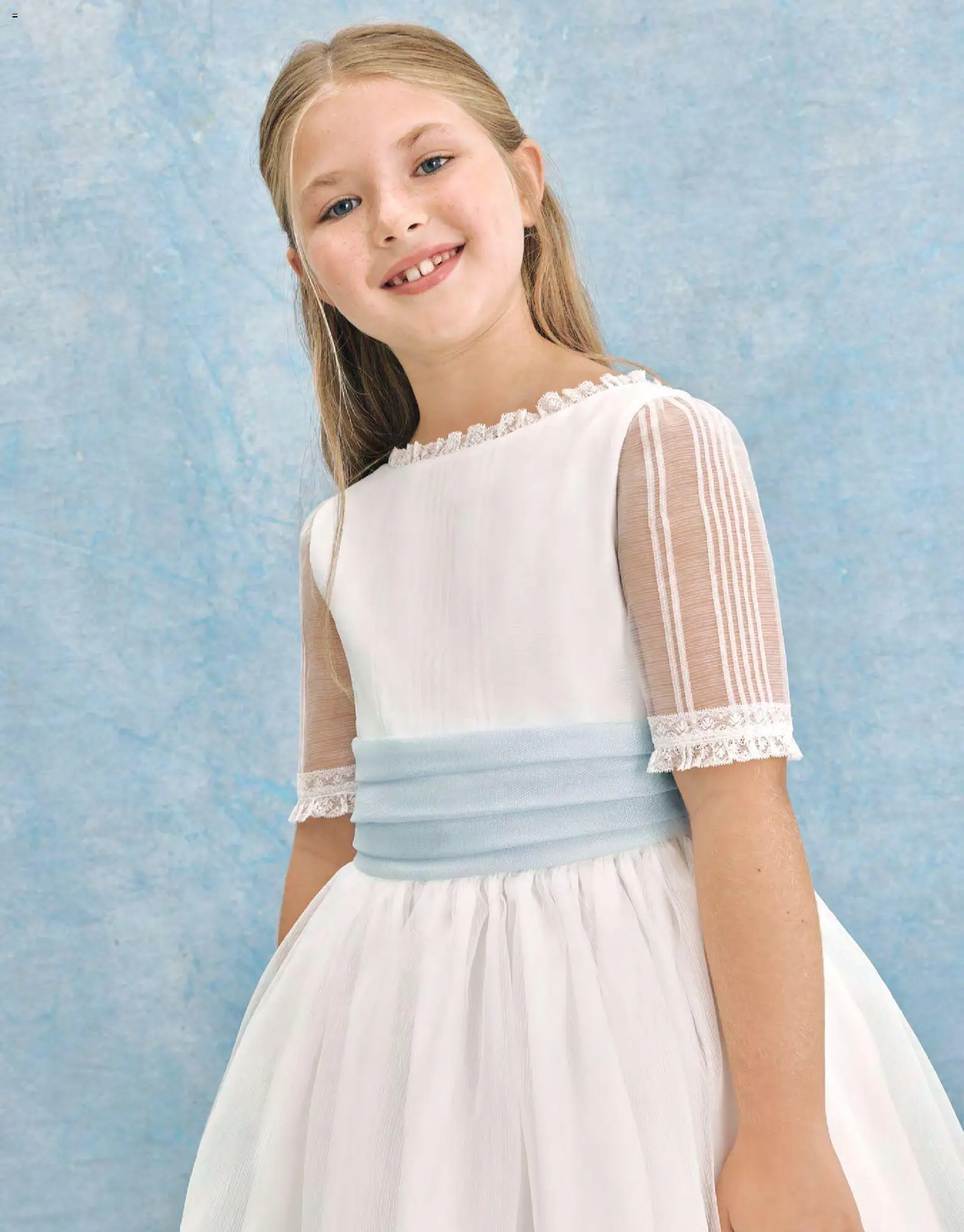 Nuevas ofertas de El Corte Inglés válidas en toda la República Mexicana desde el 20.11.2025. ¡Encuentra las mejores ofertas en El Corte Inglés catálogo Comuniones 2026! | Página: 33