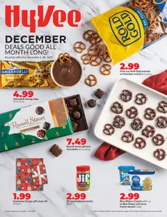 Preview of HyVee weekly ads valid from 01.12.2025