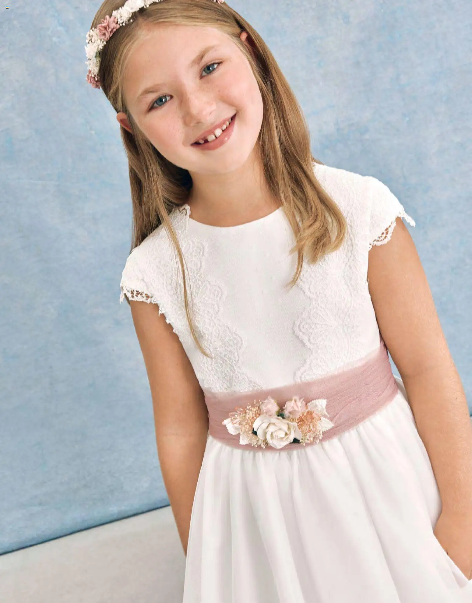 Nuevas ofertas de El Corte Inglés válidas en toda la República Mexicana desde el 20.11.2025. ¡Encuentra las mejores ofertas en El Corte Inglés catálogo Comuniones 2026! | Página: 21