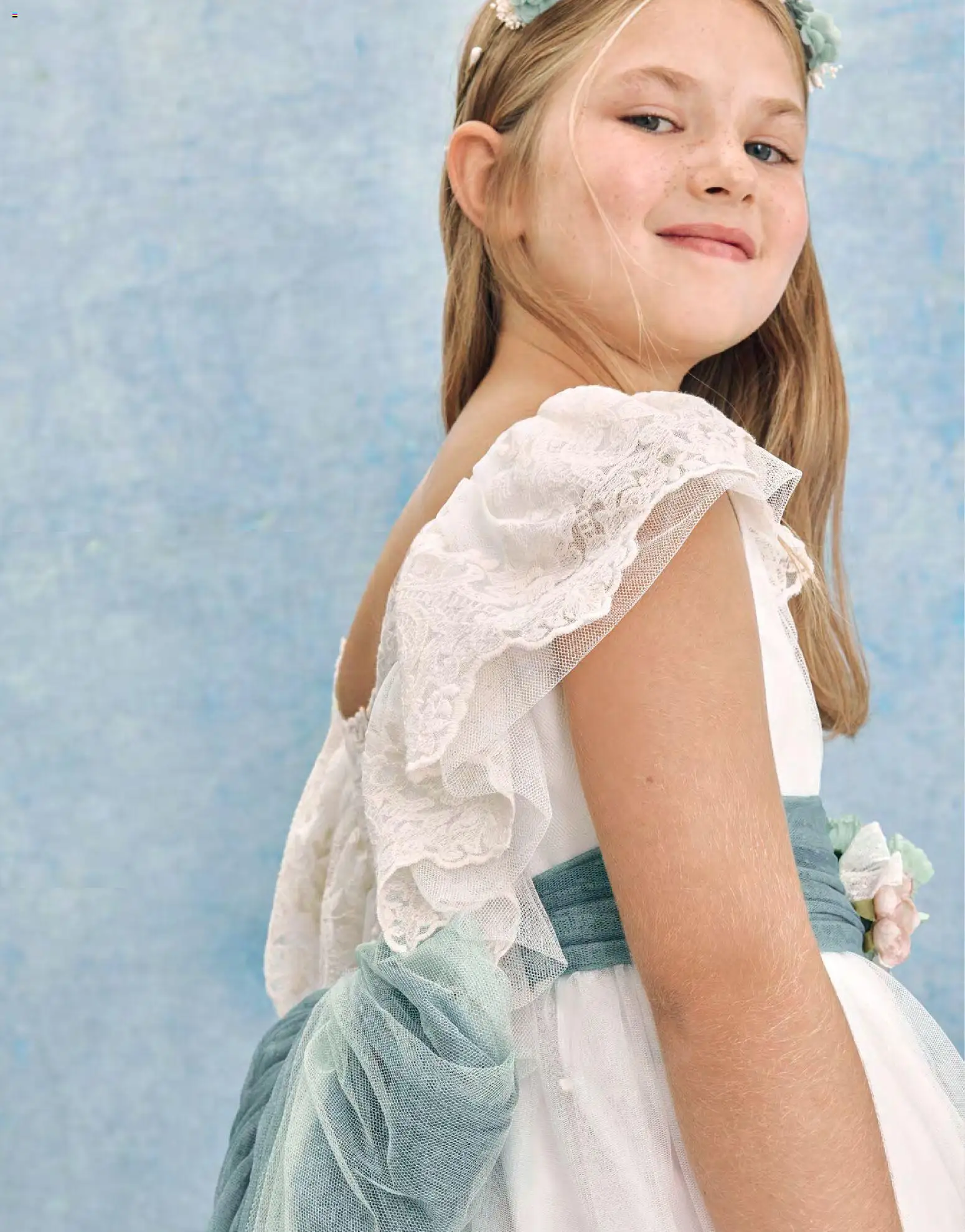 Nuevas ofertas de El Corte Inglés válidas en toda la República Mexicana desde el 20.11.2025. ¡Encuentra las mejores ofertas en El Corte Inglés catálogo Comuniones 2026! | Página: 13