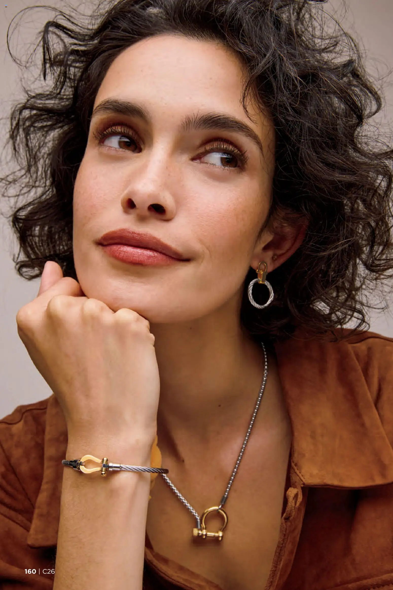 Avon Brochure - valid from 17.12.2025 | Page: 160