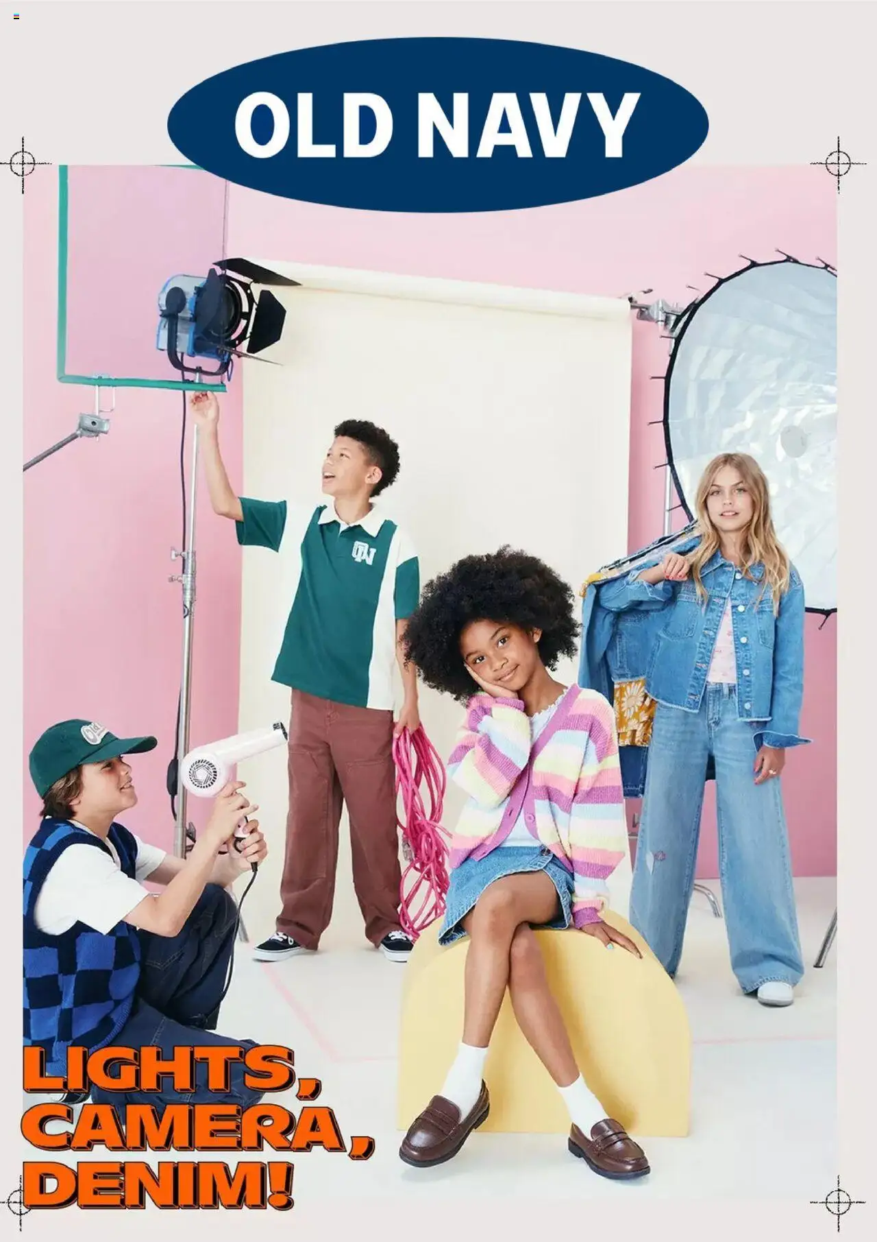 Old Navy Weekly Ad - valid from 04.08.2025 | Page: 1