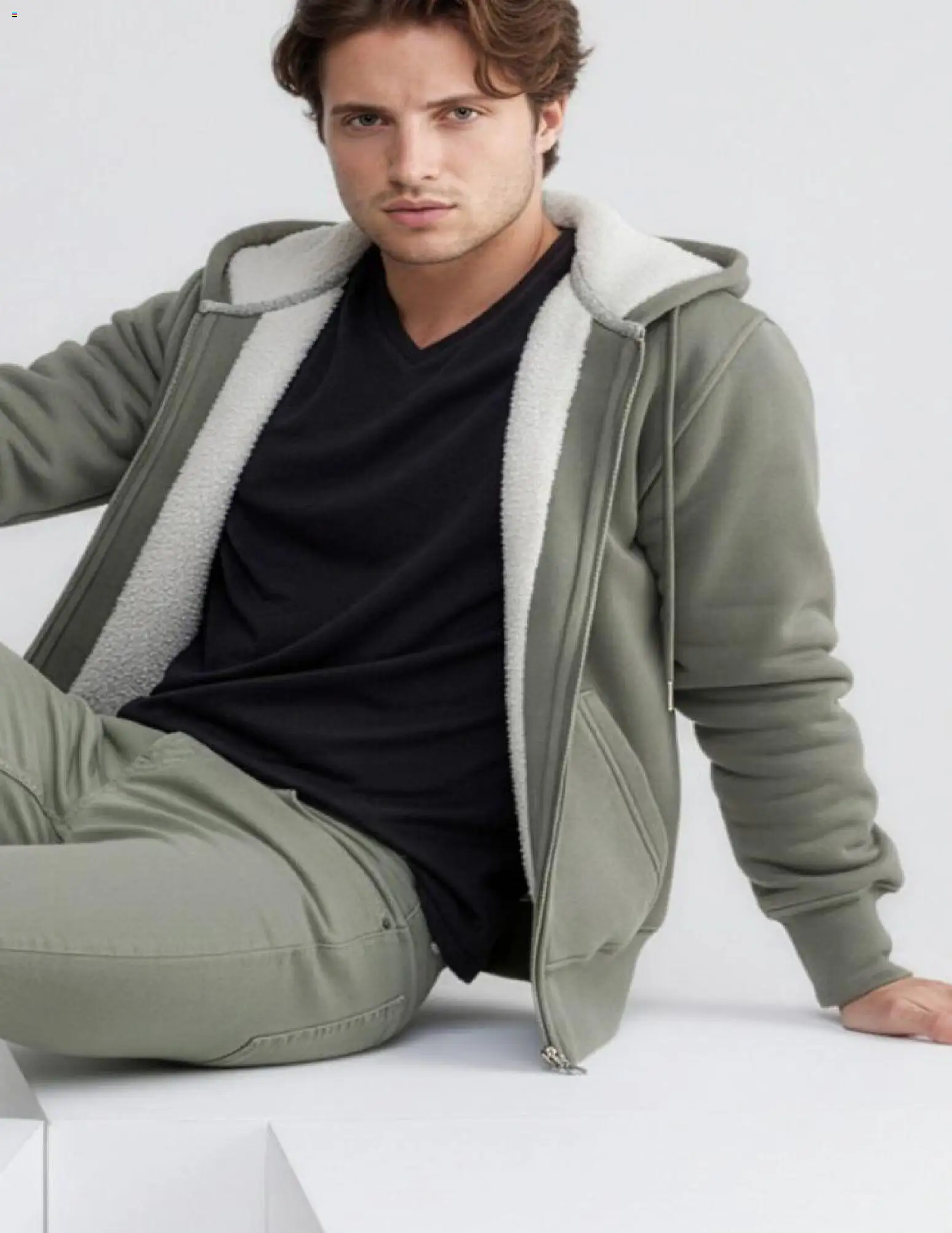 Nuevas ofertas de Price Shoes válidas en toda la República Mexicana desde el 12.11.2025. ¡Encuentra las mejores ofertas en Price Shoes catálogo Jeans Caballeros! | Página: 12